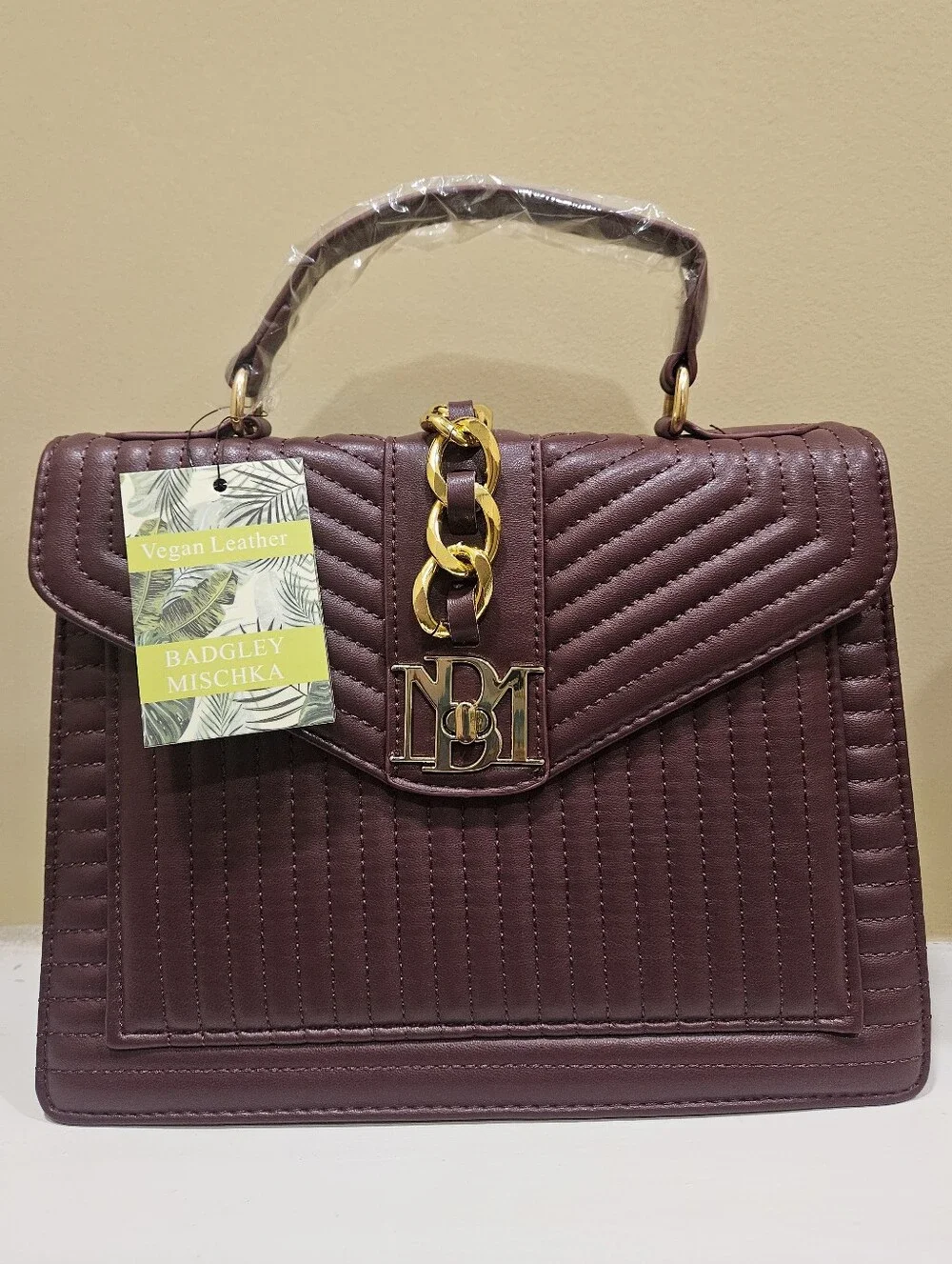 Badgely Mischka Elegant Burgundy Quilted Top-Handle Bag - NWT - Picture 5 of 10